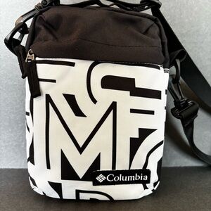 EUC Columbia Urban Uplift Side Black White w/ Lime Green Interior Crossbody Bag